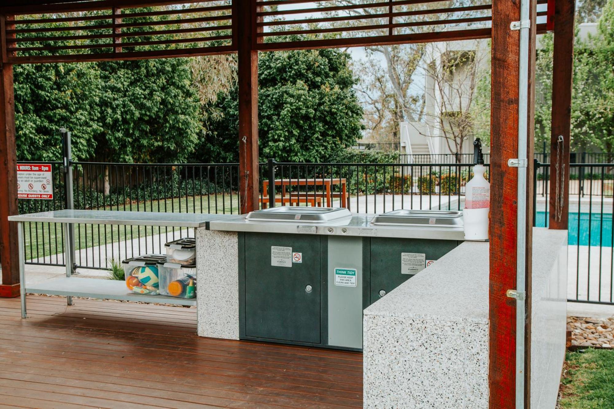 Nagambie Waterfront Motel Extérieur photo