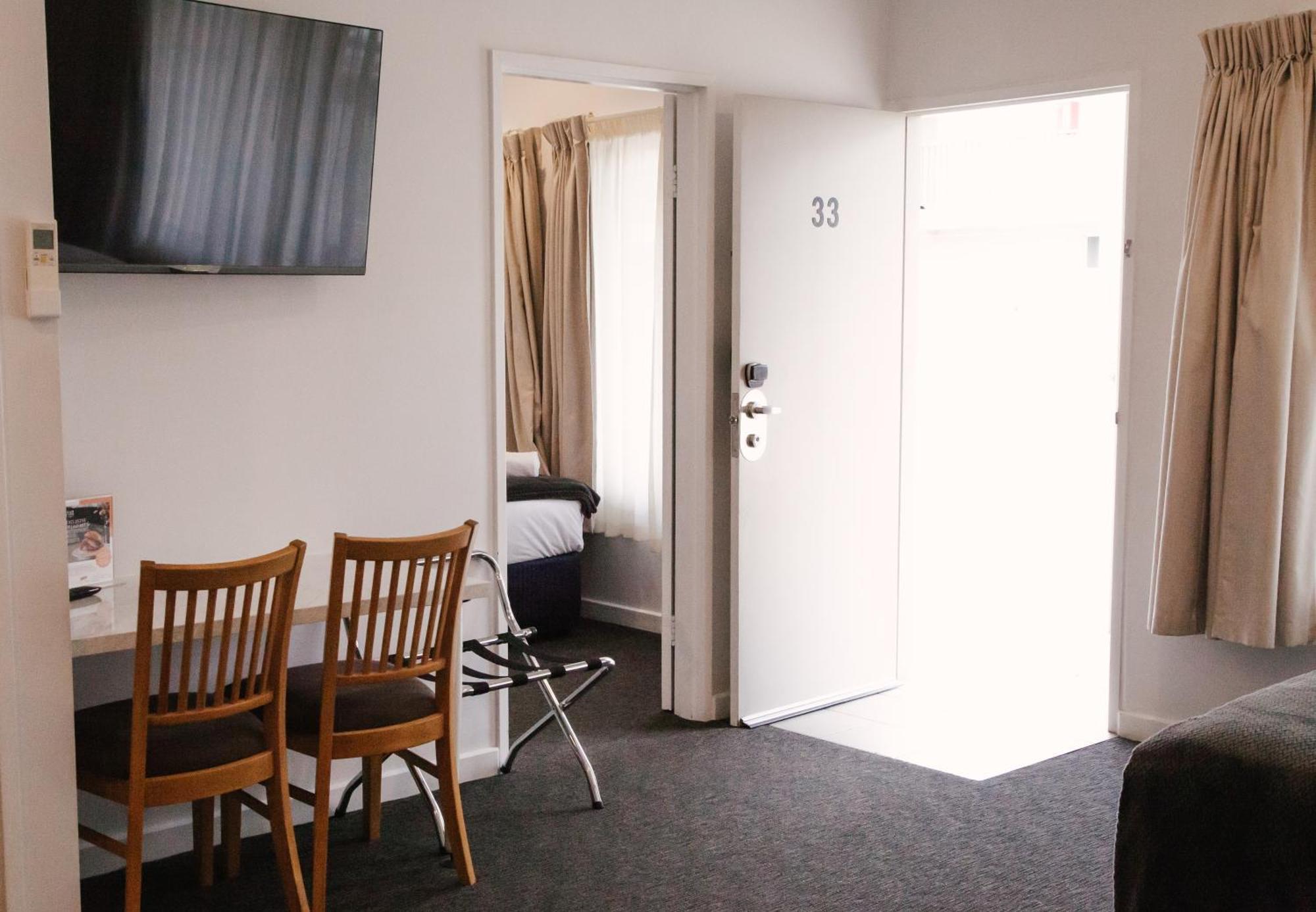 Nagambie Waterfront Motel Extérieur photo